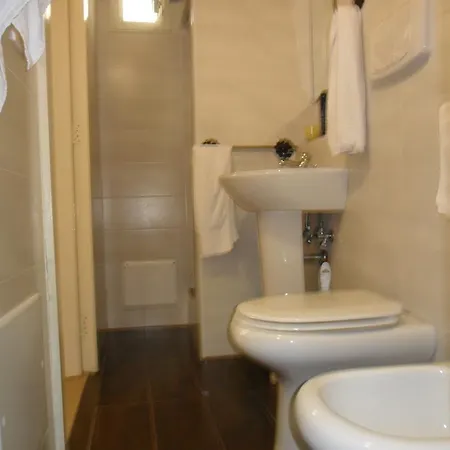 La Stanza Alternativa Bed and breakfast