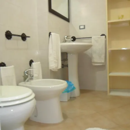 Bed and breakfast La Stanza Alternativa 3*