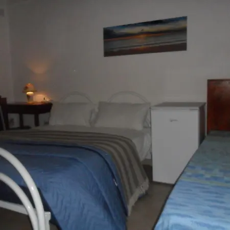 La Stanza Alternativa Couette-café Sannicola