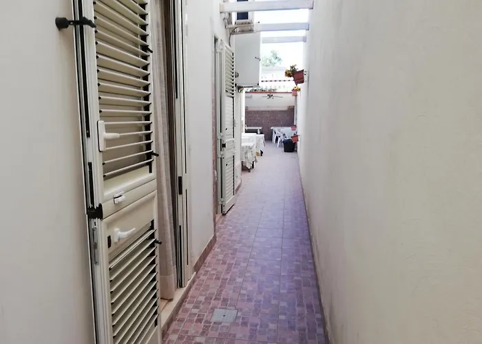 Bed & Breakfast La Stanza Alternativa 3*
